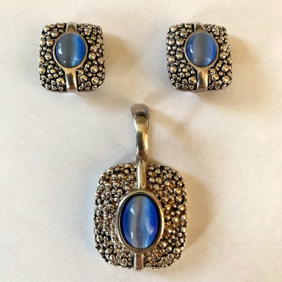 Premier Designs Jewelry - Crown Premier Designs Vintage Blue Pendant & Matching CLIP Earrings